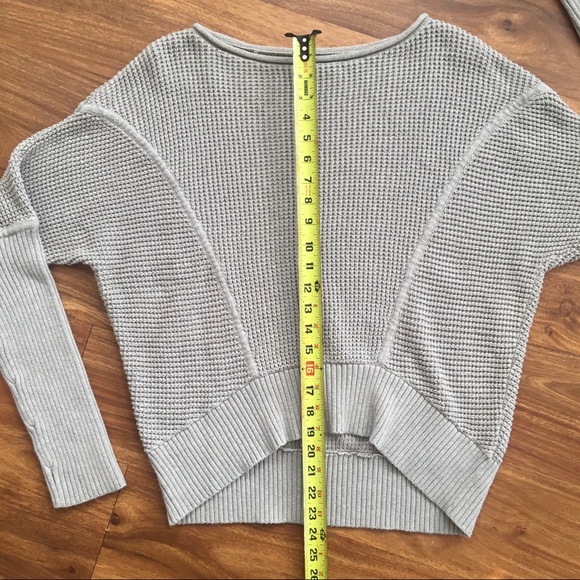 UGG sweater - Picture 7 of 8